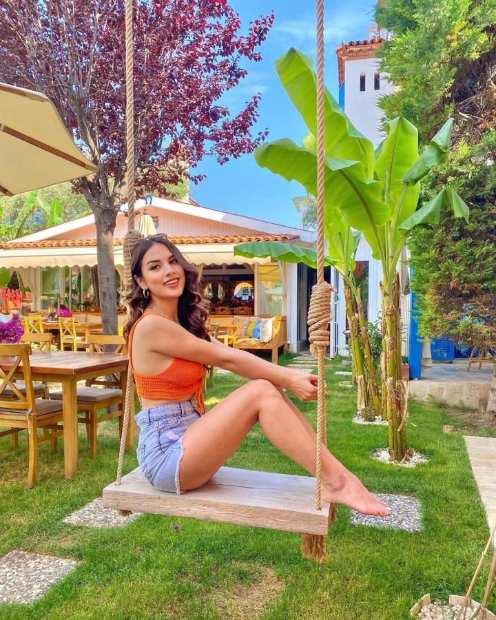 Banana Alacati Food & Stay - Adults Only Екстер'єр фото